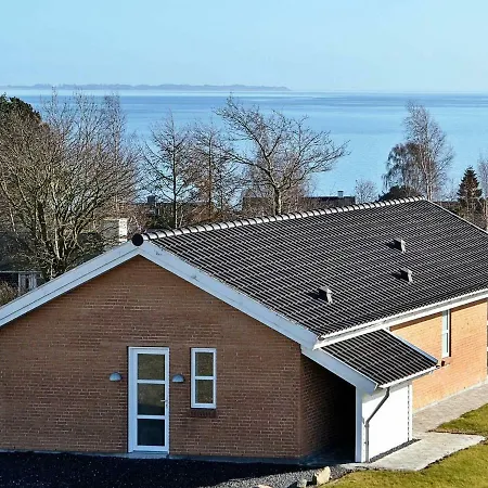 Three-bedroom Holiday In Faaborg 2 Bøjden